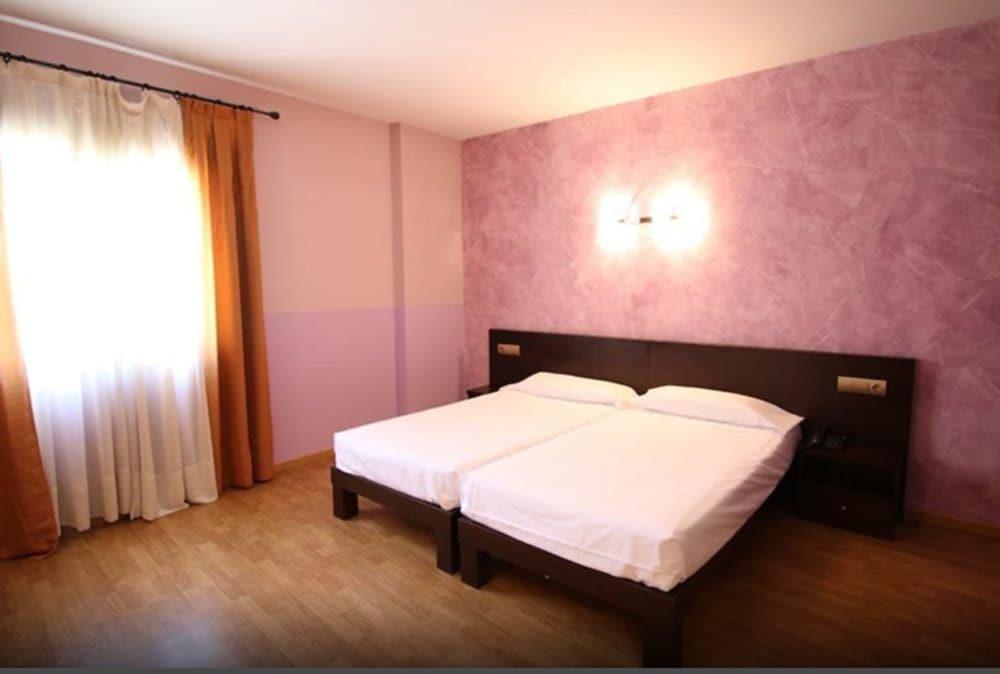 Hotel Alda Tordesillas Esterno foto